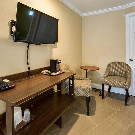 Americas Best Value Inn Richmond Extérieur photo