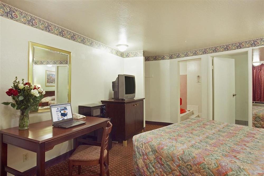 Americas Best Value Inn Richmond Chambre photo