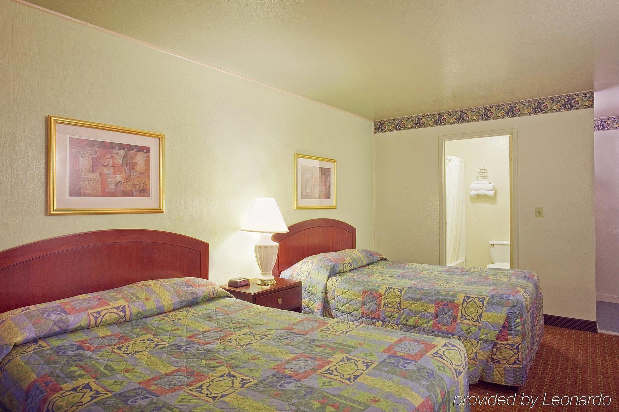 Americas Best Value Inn Richmond Chambre photo