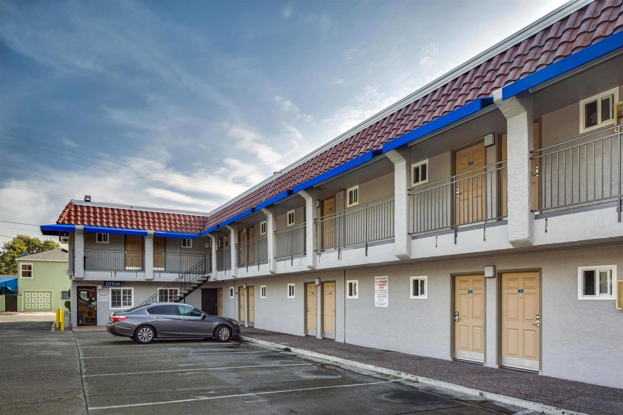 Americas Best Value Inn Richmond Extérieur photo