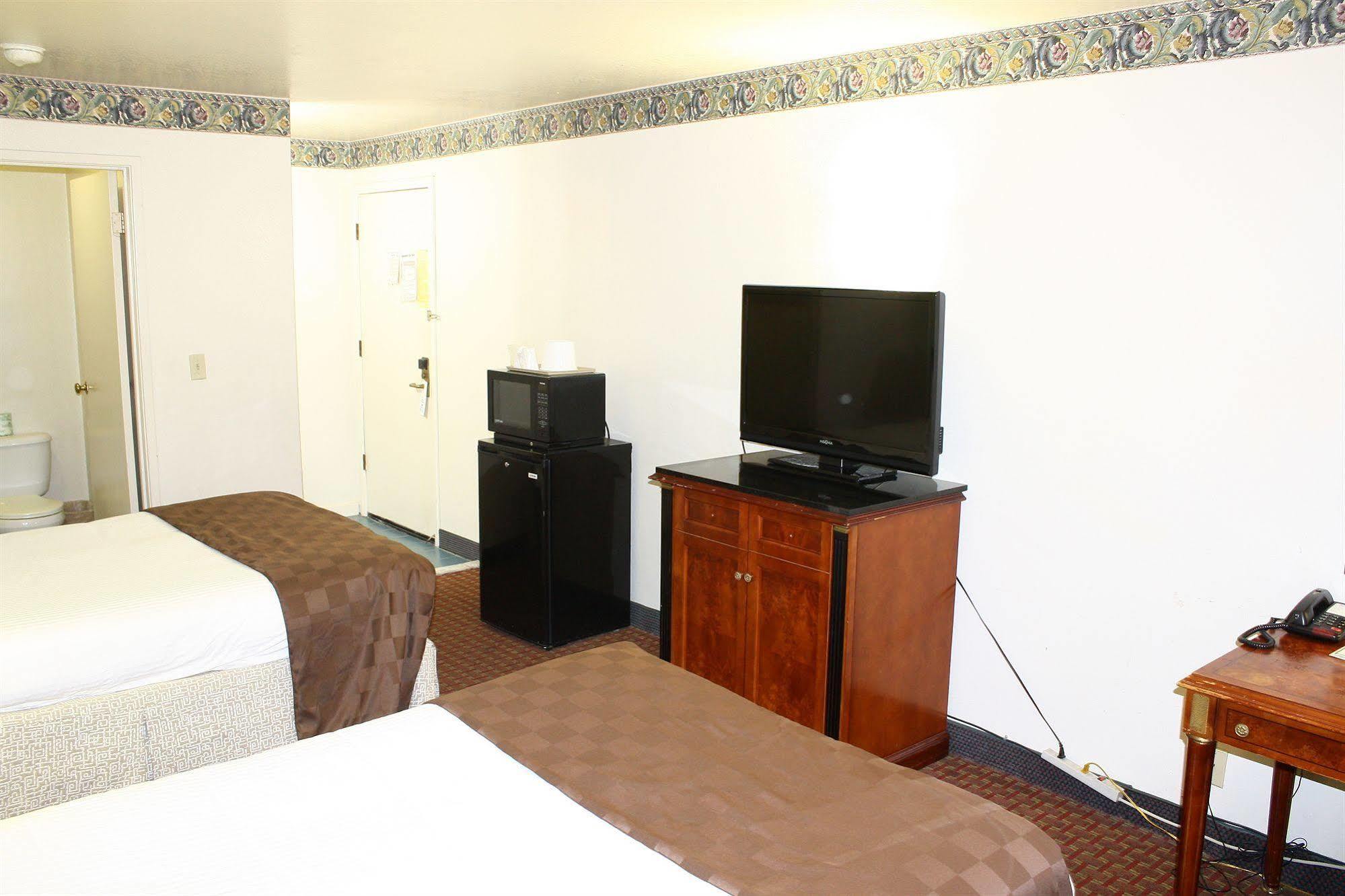 Americas Best Value Inn Richmond Extérieur photo